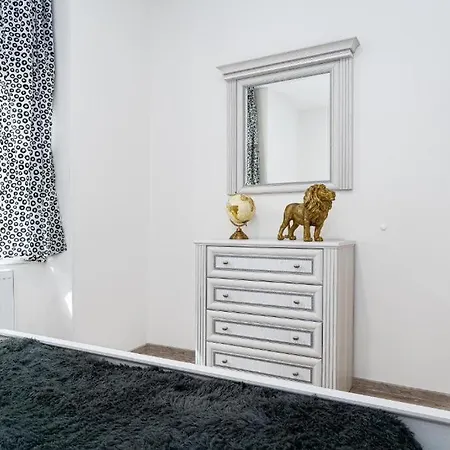 Premium Lion